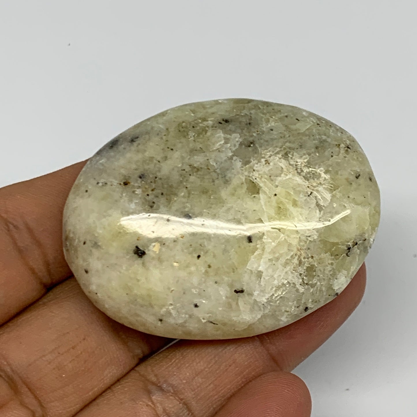 59.8g,2.1"x1.6"x0.7", Natural Yellow Calcite Palm-Stone Crystal Polished Reiki,