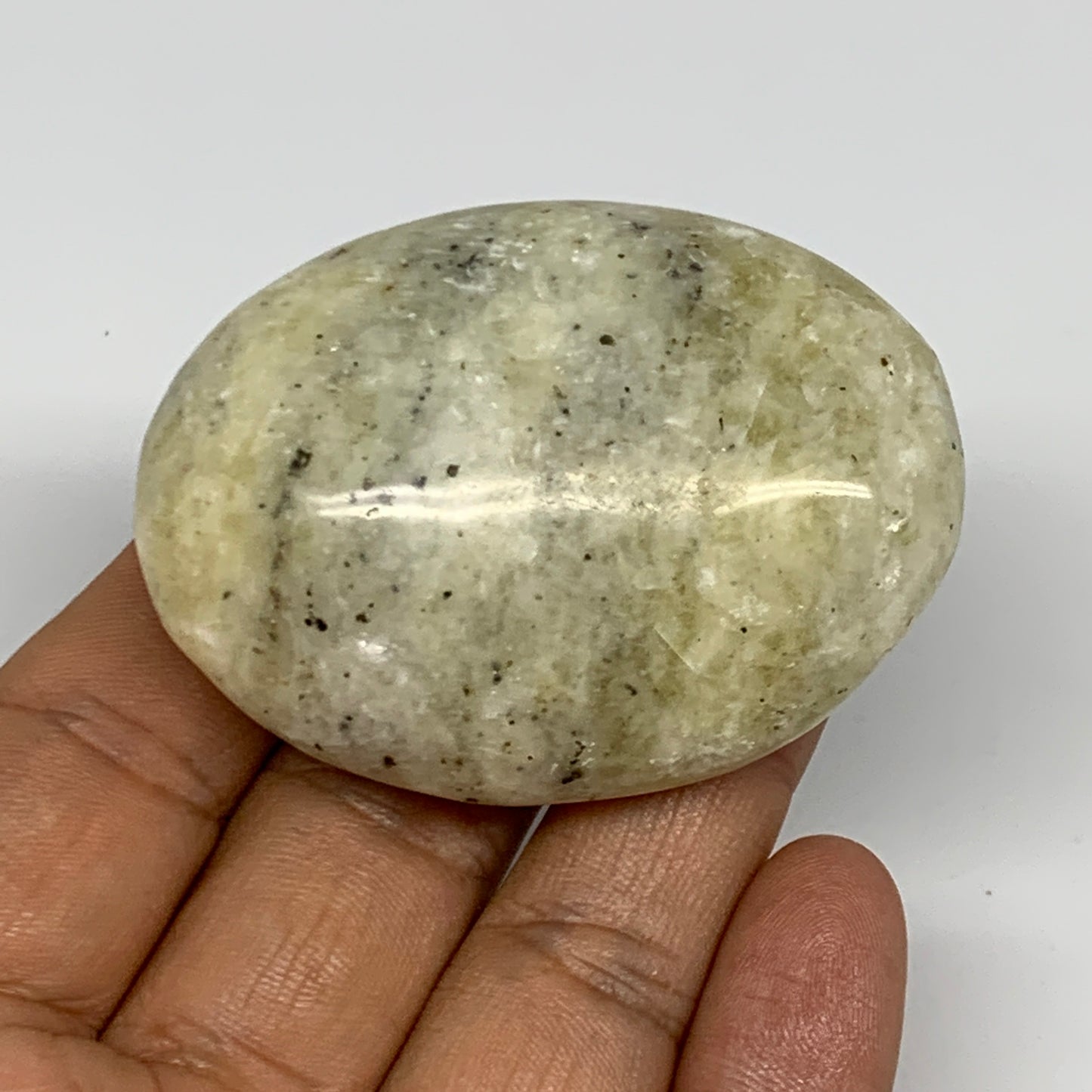 84.7g,2.3"x1.7"x0.9", Natural Yellow Calcite Palm-Stone Crystal Polished Reiki,