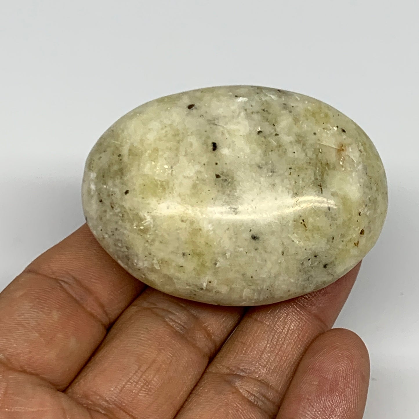 84.7g,2.3"x1.7"x0.9", Natural Yellow Calcite Palm-Stone Crystal Polished Reiki,